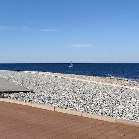 Laguna 08, 08a Изола