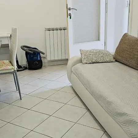 Апартаменты Laguna 08, 08a