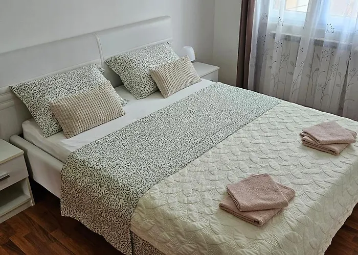 Laguna 08, 08a 아파트 이졸라