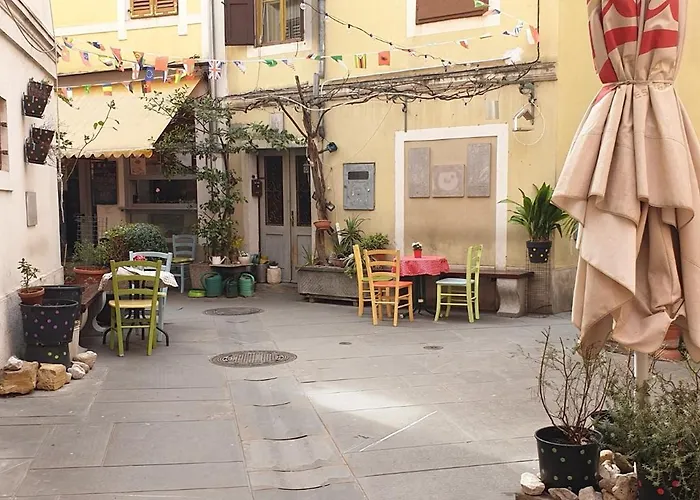 Laguna 08, 08a * 이졸라