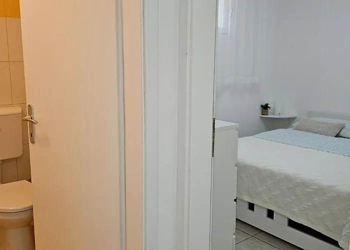 Laguna 08, 08a 아파트