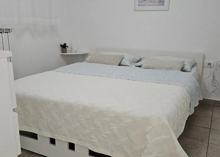 아파트 Laguna 08, 08a